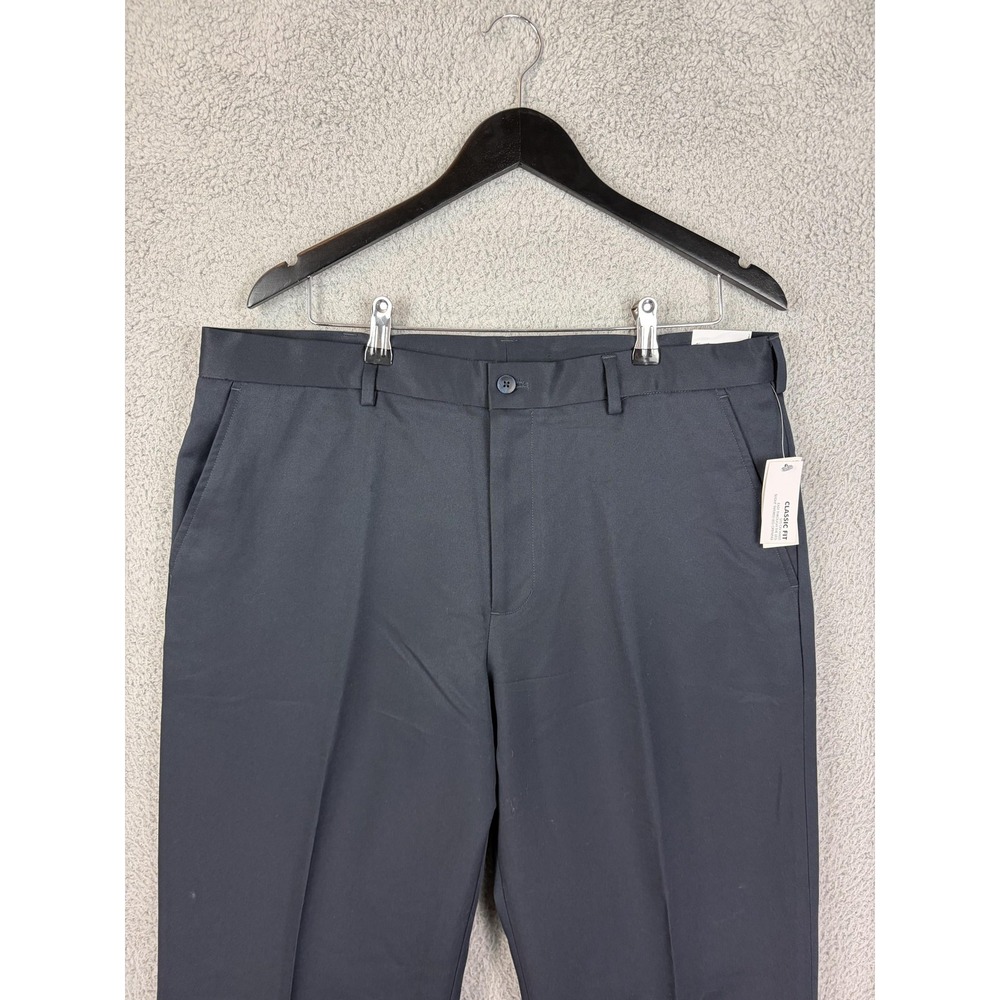 Van Heusen Traveler Dress Pants Mens 36x34 Blue Classic Fit No Iron Microfiber